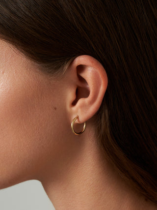 Classic Small Hoops 14k Yellow Gold FIGLIO Jewellery On Ear Model